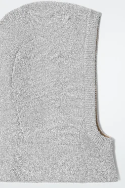 BALACLAVA DE LANA BRILLANTE*COS Fashion