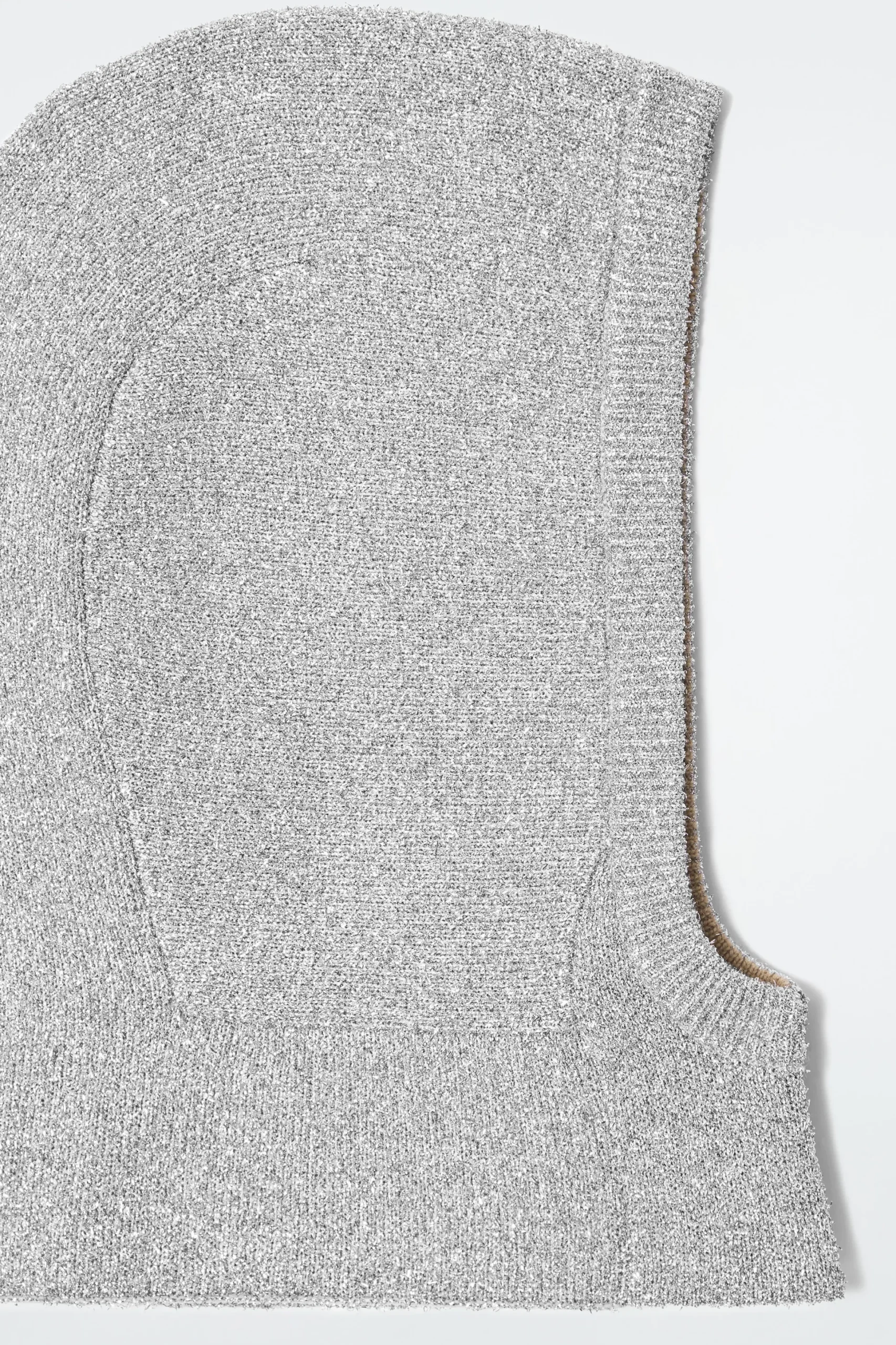 BALACLAVA DE LANA BRILLANTE*COS Fashion