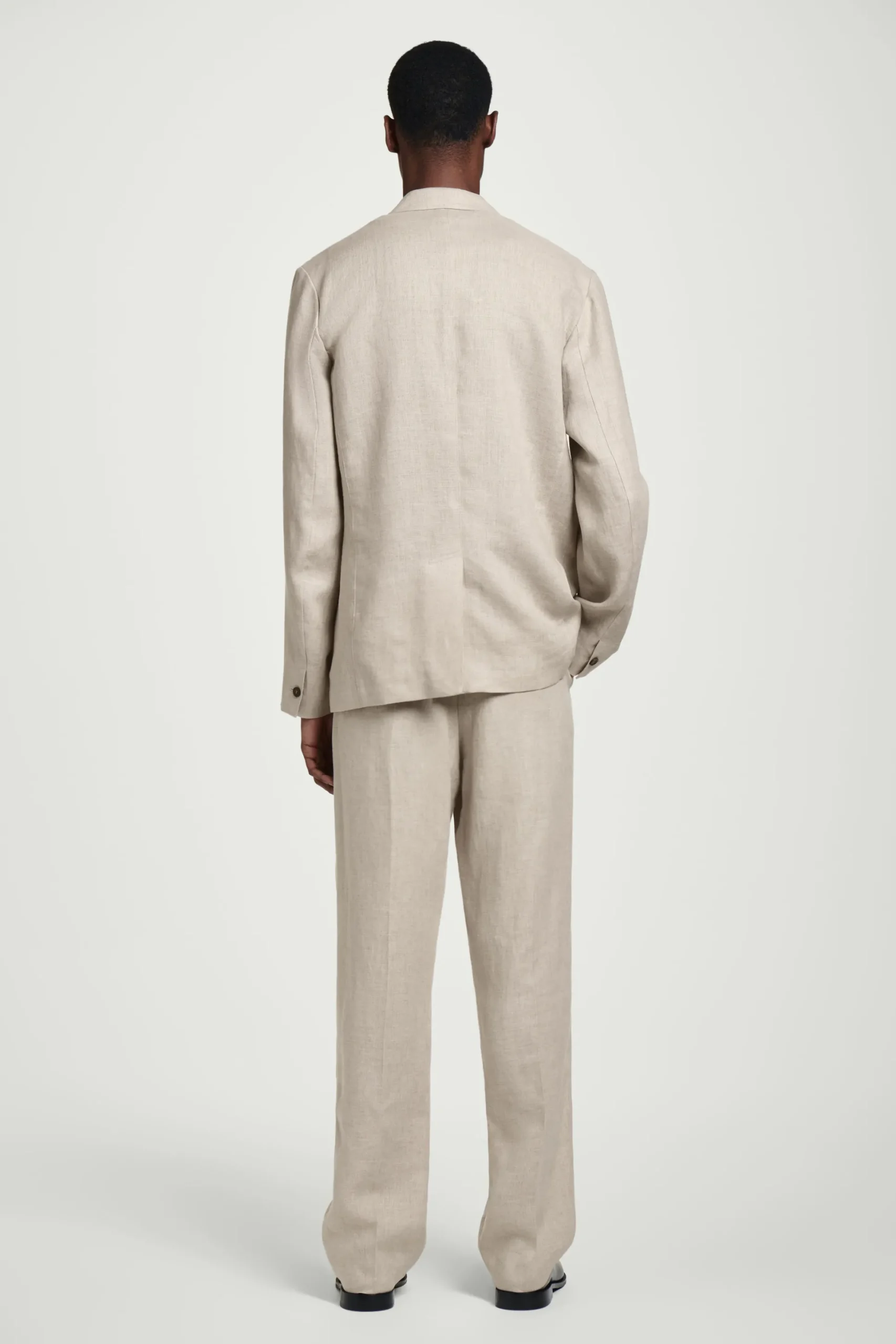 BLAZER DE LINO CON BOTONADURA SENCILLA*COS Fashion