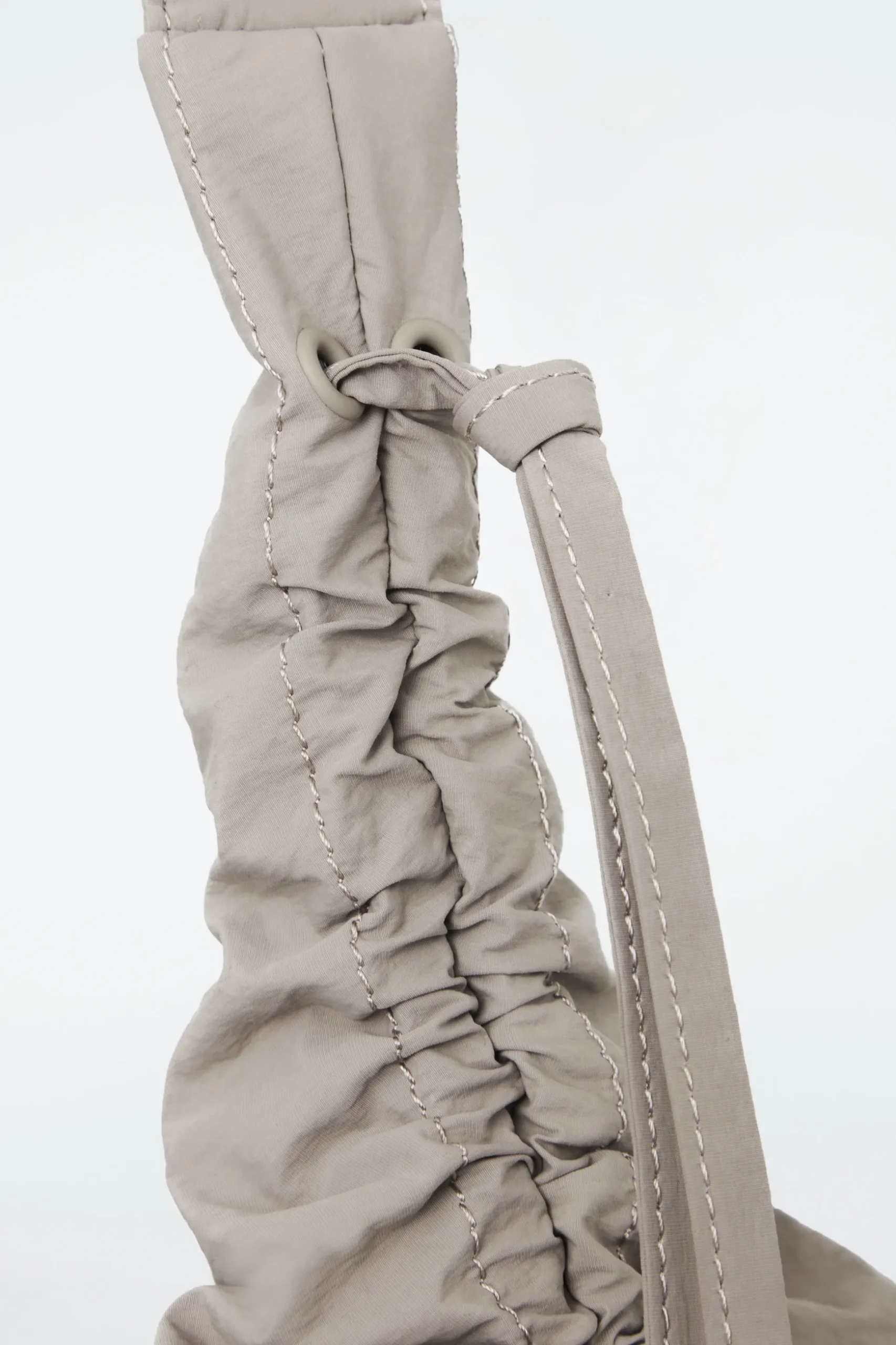 BOLSO BANDOLERA CANOPY OVERSIZE - NAILON*COS Clearance