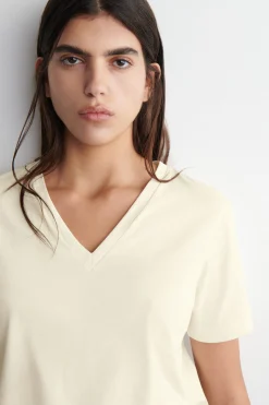 CAMISETA DE ALGODÓN CON CUELLO DE PICO*COS Best