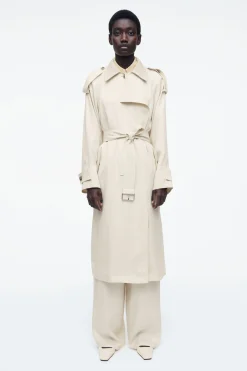 GABARDINA CON CUELLO DE PUNTO*COS Online