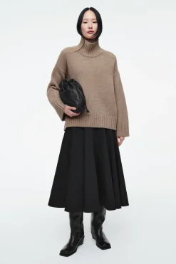 JERSEY GRUESO DE CUELLO PERKINS EN CASHMERE PURO*COS Hot