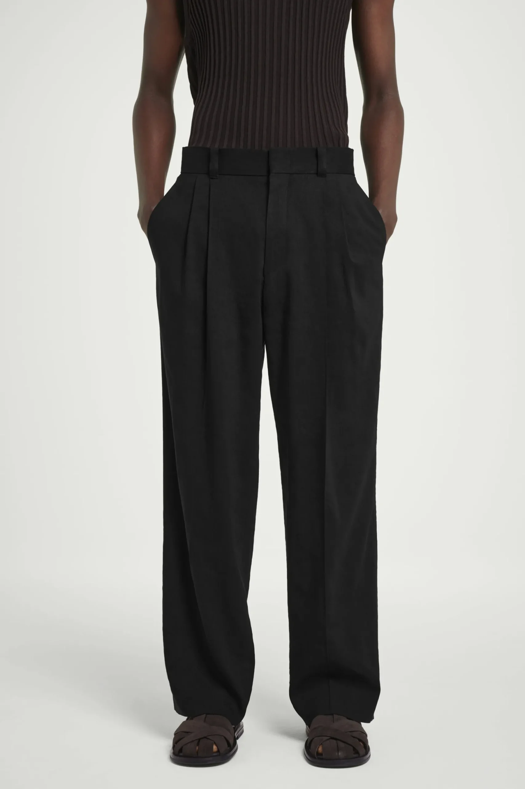 PANTALÓN ANCHO EN MEZCLA DE LINO*COS Best