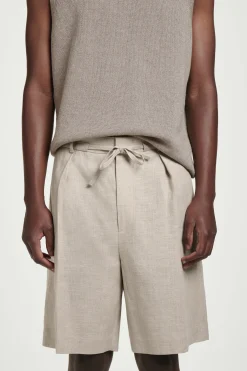 PANTALÓN CORTO DE LINO CON AJUSTE DE CORDÓN*COS Fashion