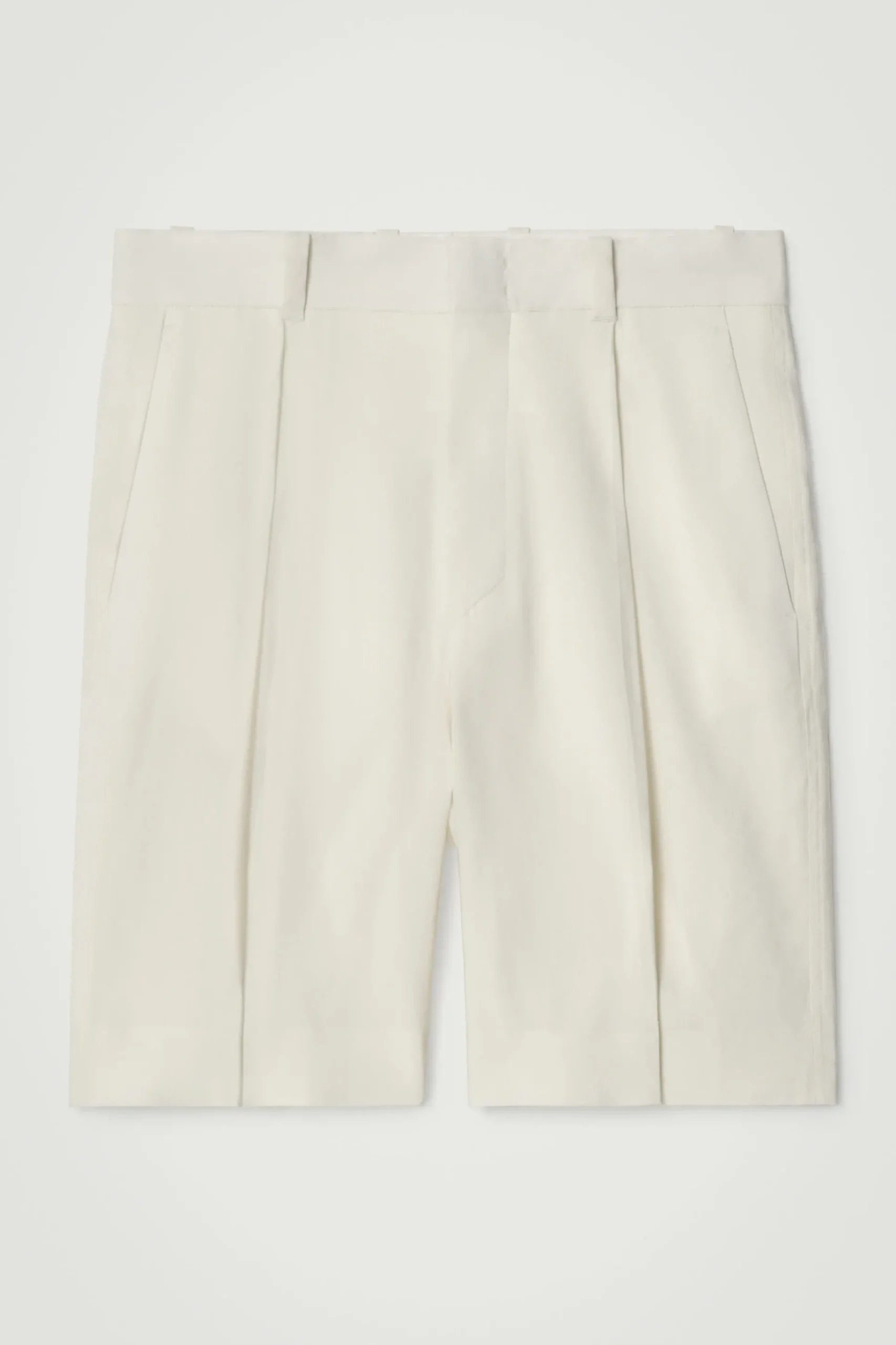 PANTALÓN CORTO DE TRAJE EN MEZCLA DE LINO*COS New