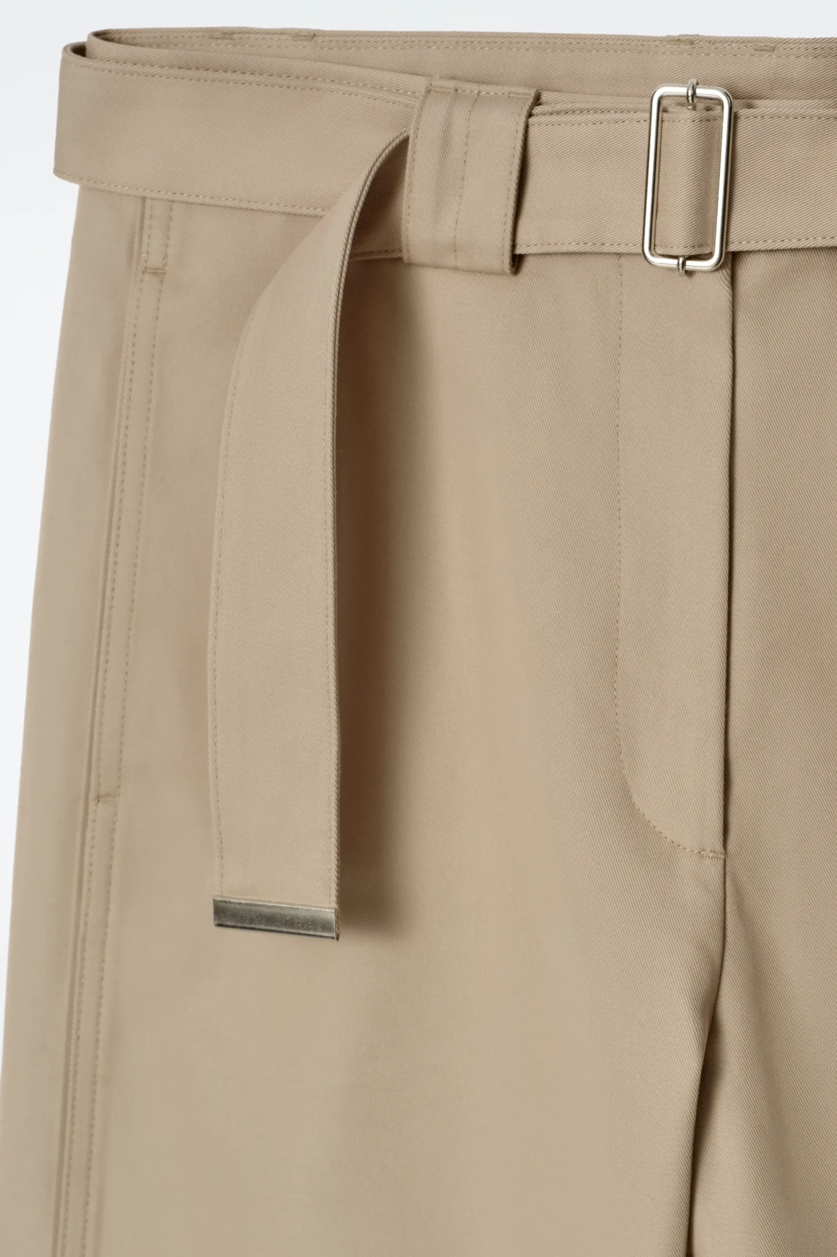PANTALONES SLIM FIT CON CINTURÓN*COS Online
