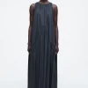 VESTIDO LARGO CON CUELLO HALTER FRUNCIDO*COS New