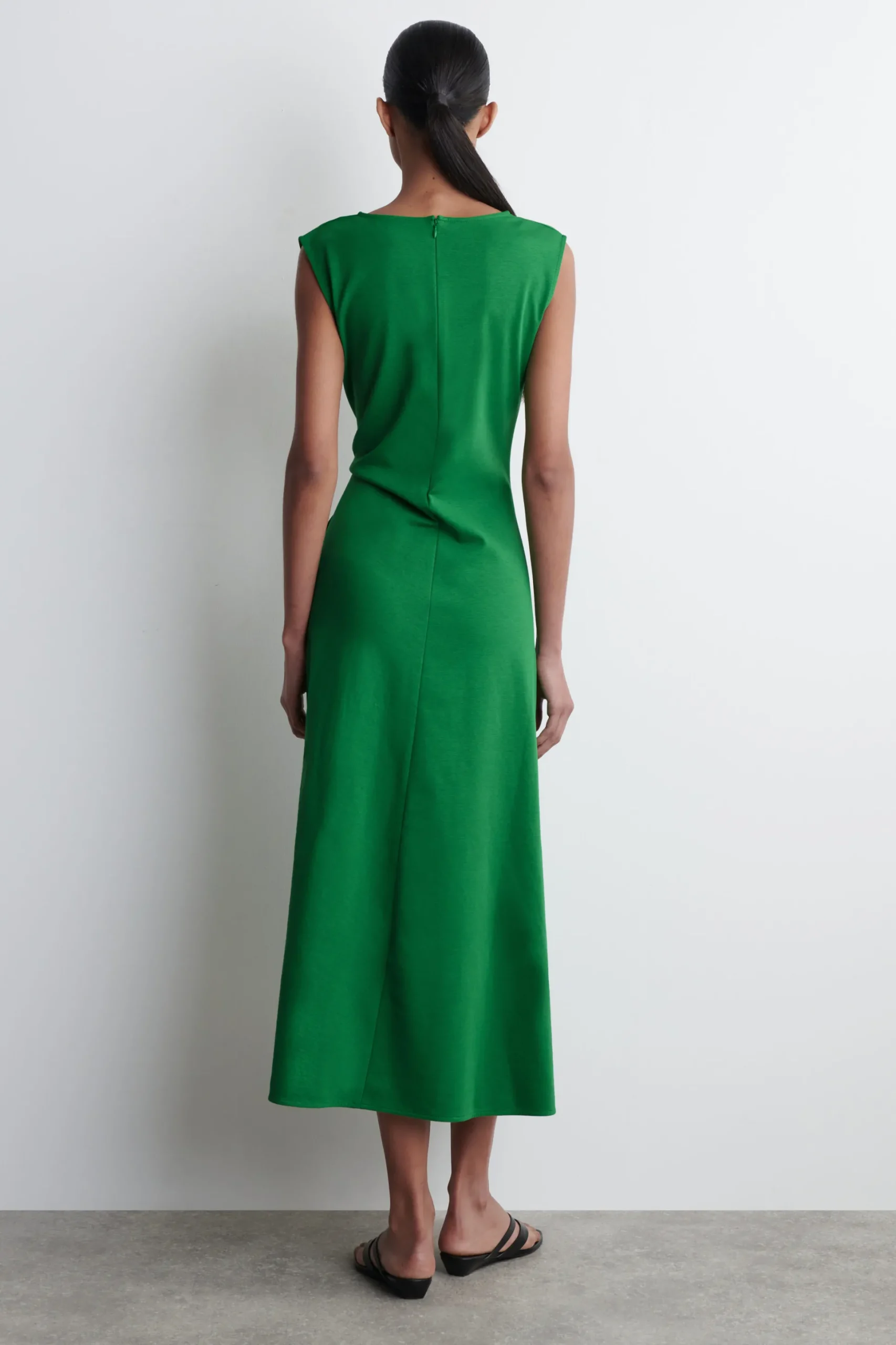 VESTIDO MIDI CON DETALLE DE NUDO*COS Fashion
