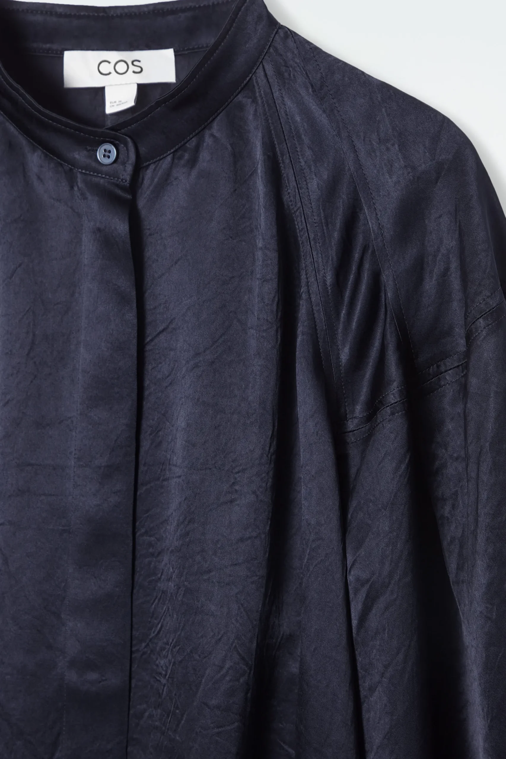 VESTIDO MIDI DE SATÉN CON DETALLE PLISADO*COS Clearance